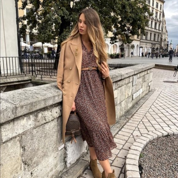 Zara Wool Blend Coat with Gold Buttons - Picture 6 of 13